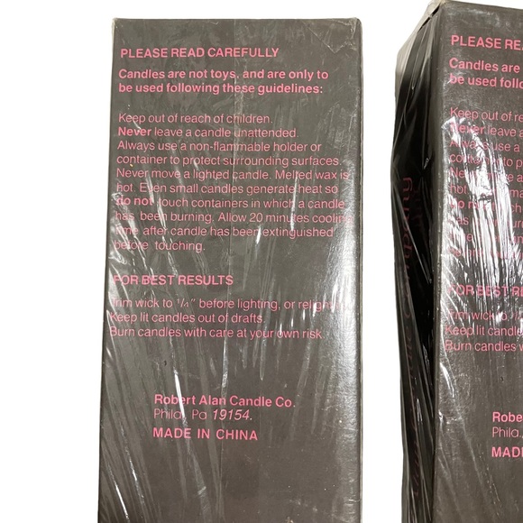 Vintage NIB Robert Alan Candle Company 10" Easter Bunny Tapered Yellow Candles - Picture 4 of 7